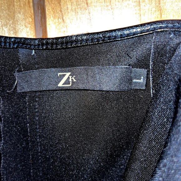 Grey, Pleated ZK Mini Skirt - Picture 5 of 5